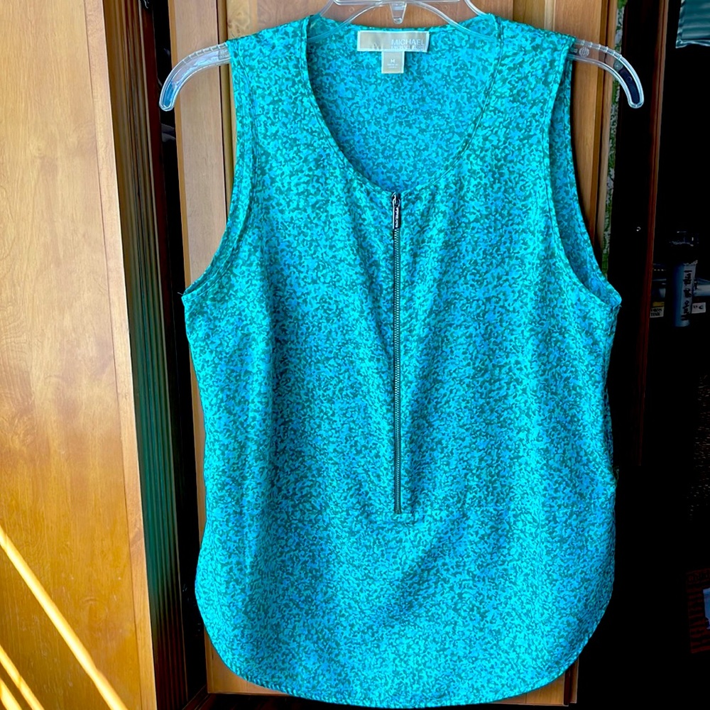 Michael Kors. Medium. Zip front, sleeveless blouse.